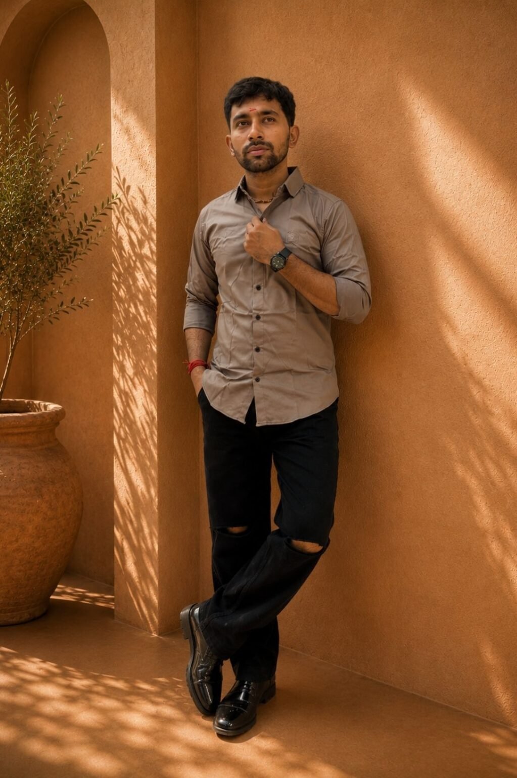 Men's Solid Casual Shirt (Brown)